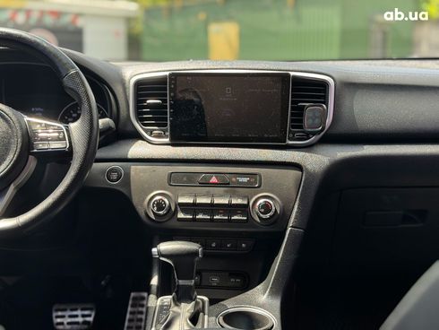 Kia Sportage 2018 белый - фото 42