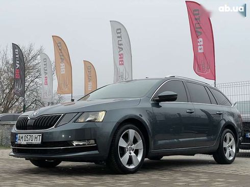 Skoda Octavia 2019 - фото 3
