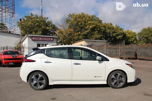 Nissan Leaf 2018 - фото 5