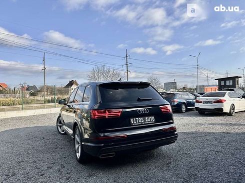 Audi Q7 2017 - фото 9