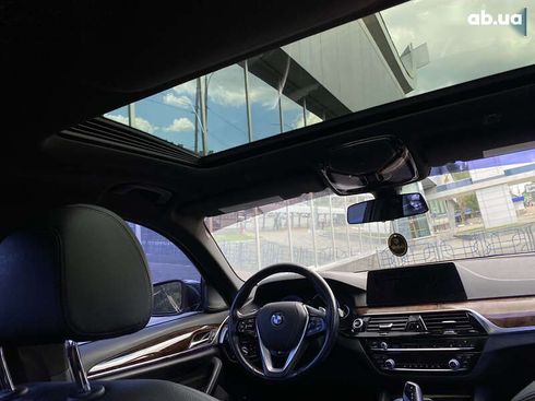 BMW 5 серия 2018 - фото 11