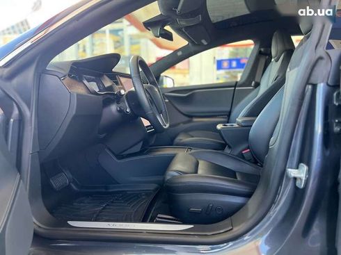 Tesla Model S 2020 - фото 13