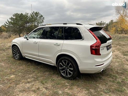 Volvo XC90 2016 - фото 12