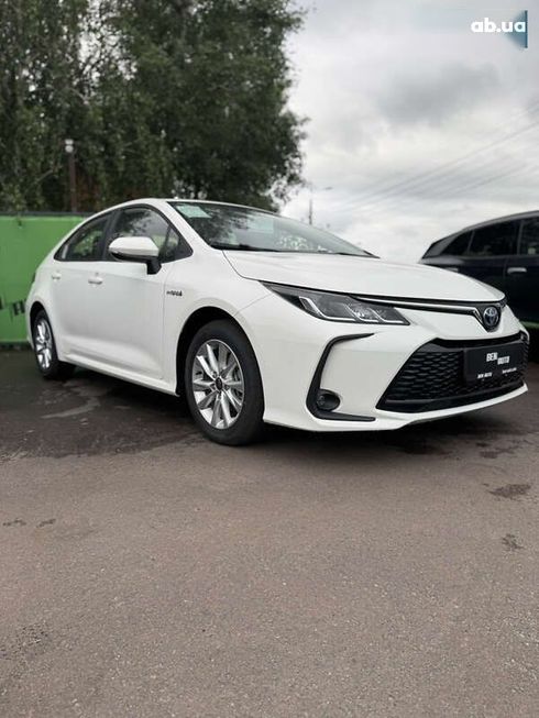 Toyota Corolla 2024 - фото 4