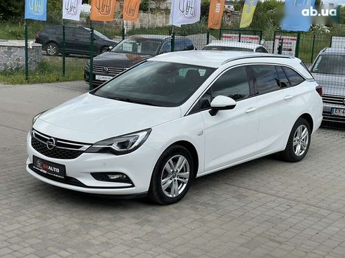 Opel Astra 2019 - фото 2