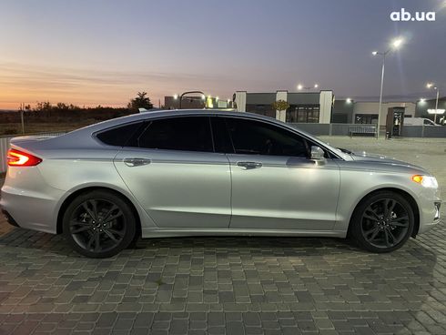 Ford Fusion 2018 серебристый - фото 8