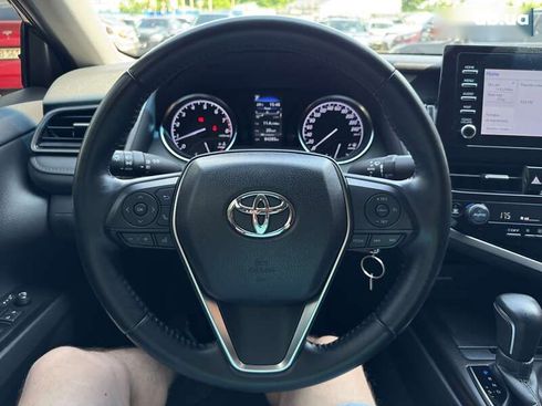 Toyota Camry 2021 - фото 30
