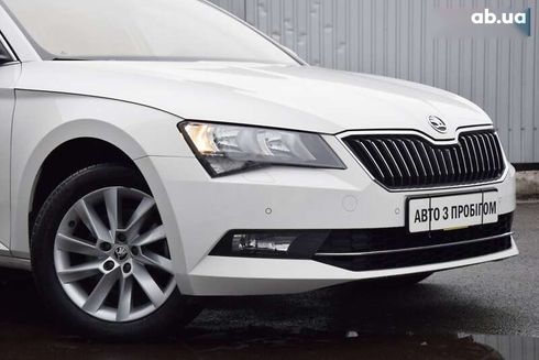 Skoda Superb 2019 - фото 13