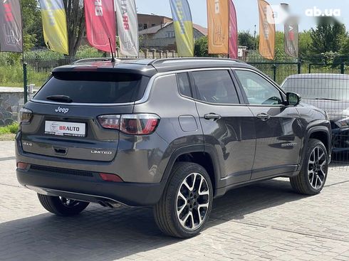 Jeep Compass 2018 - фото 18