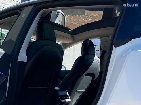 Tesla Model Y 2022 - фото 16
