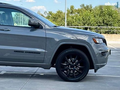 Jeep Grand Cherokee 2019 - фото 8