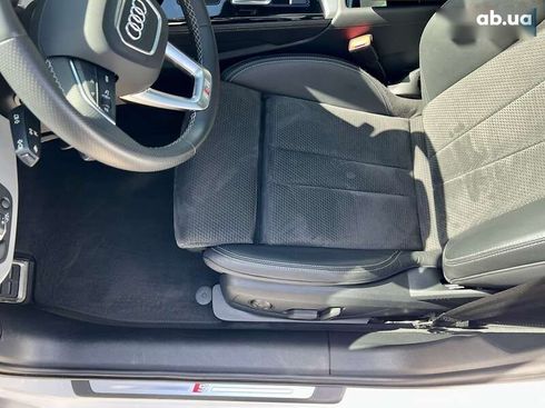 Audi A4 2021 - фото 27