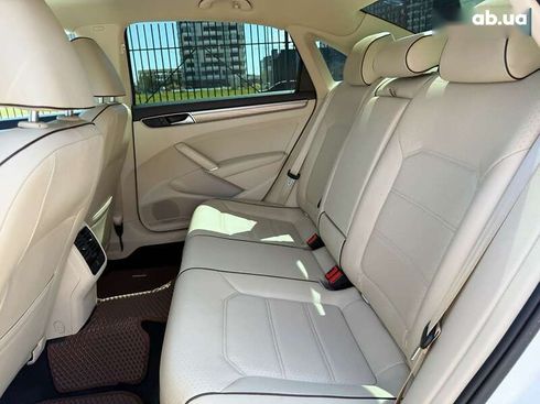 Volkswagen Passat 2017 - фото 16