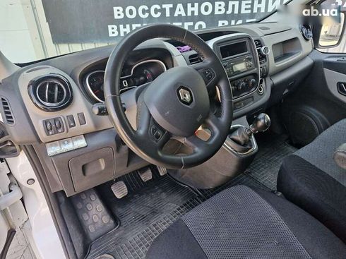 Renault Trafic 2019 - фото 13