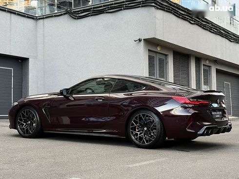BMW M8 2021 - фото 25