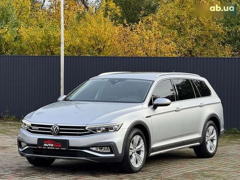 Volkswagen passat alltrack 2020 - фото 8