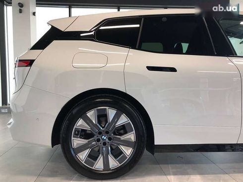 BMW iX 2025 - фото 8