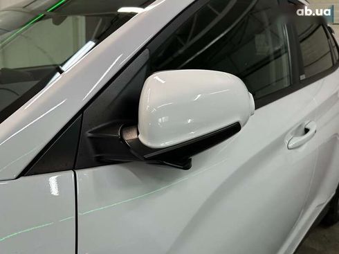Hyundai Kona Electric 2022 - фото 25