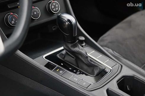Volkswagen Jetta 2018 - фото 21