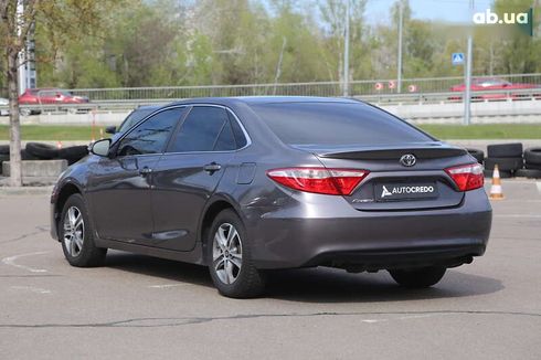 Toyota Camry 2015 - фото 5
