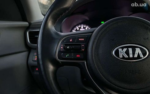 Kia Optima 2017 - фото 11