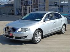 Volkswagen Седан бу купити в Україні - купити на Автобазарі