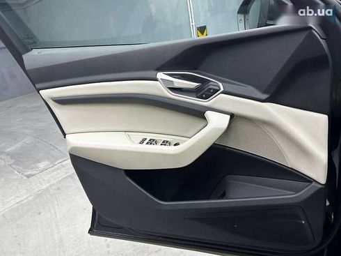 Audi E-Tron 2020 - фото 7