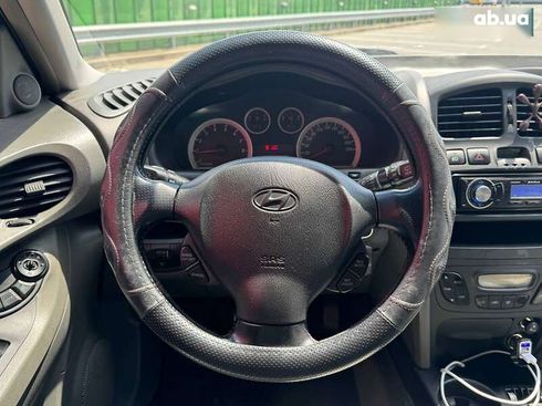 Hyundai Santa Fe 2005 - фото 15