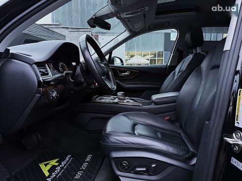 Audi Q7 2018 - фото 29