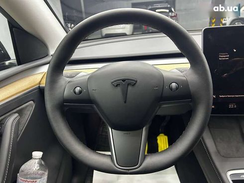 Tesla Model Y 2023 - фото 8