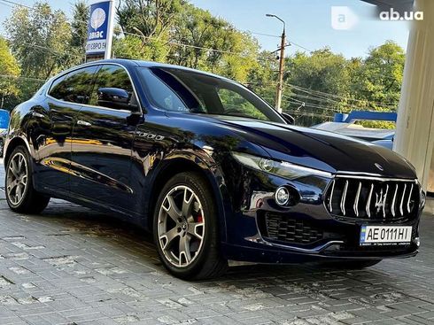 Maserati Levante 2019 - фото 12