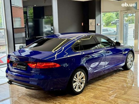 Jaguar XF 2016 - фото 15