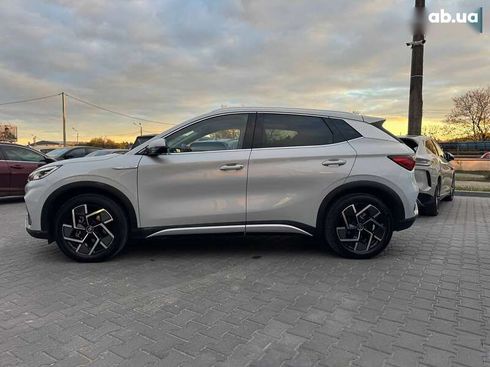 BYD Yuan EV 2023 - фото 9