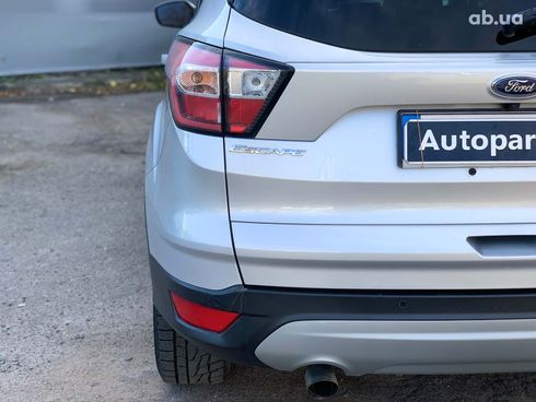 Ford Escape 2017 серый - фото 14