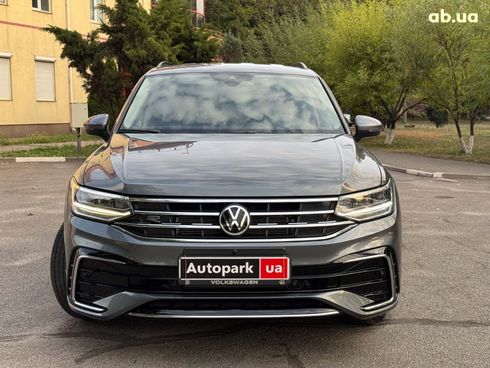 Volkswagen Tiguan 2023 серый - фото 8