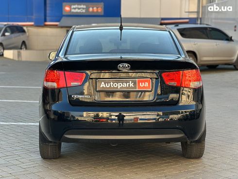 Kia Cerato 2009 черный - фото 5