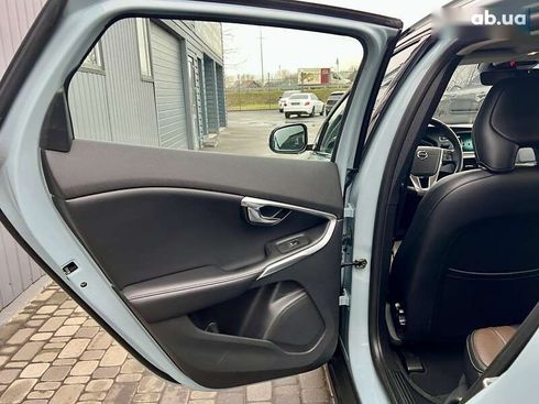Volvo V40 Cross Country 2016 - фото 24