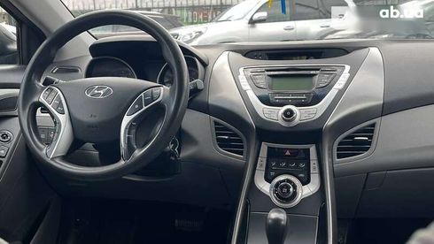 Hyundai Elantra 2011 - фото 24