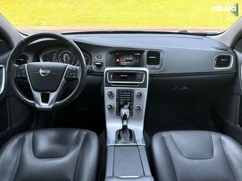 Volvo V60 2018 - фото 22