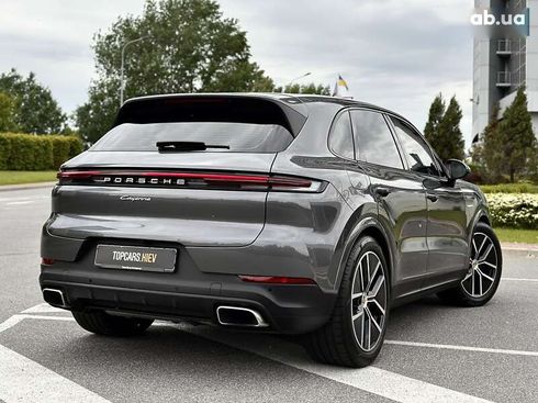 Porsche Cayenne 2024 - фото 17