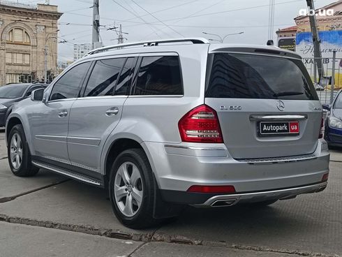 Mercedes-Benz GL-Класс 2010 серый - фото 38