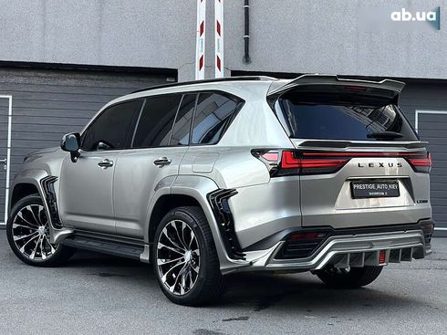 Lexus LX 2022 - фото 28