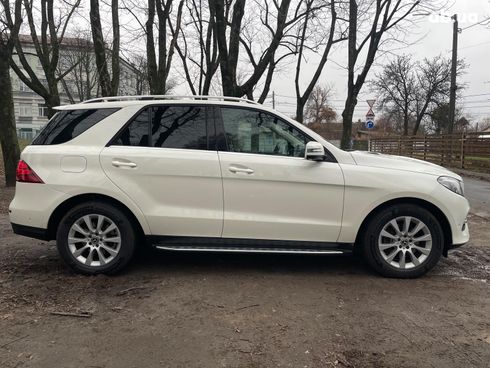 Mercedes-Benz GLE-Класс 2017 белый - фото 13