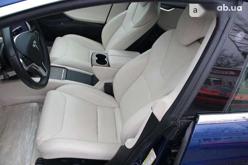 Tesla Model S 2017 - фото 19