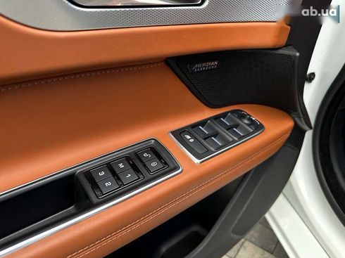 Jaguar XF 2016 - фото 22