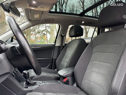 Volkswagen Tiguan Allspace 2020 черный - фото 37