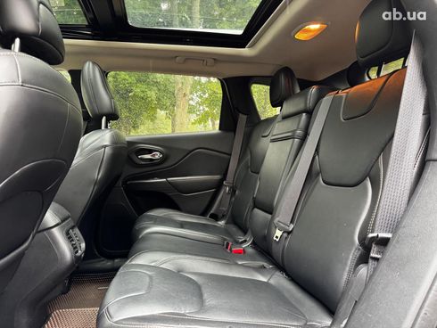 Jeep Cherokee 2015 серый - фото 28