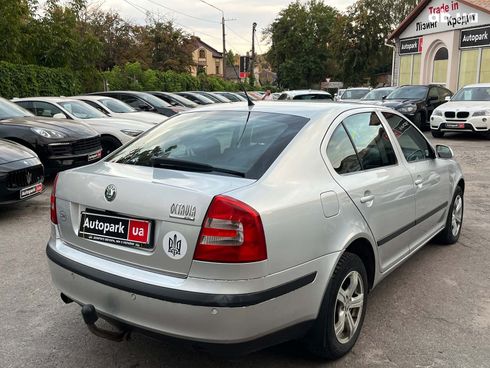 Skoda Octavia 2005 серый - фото 9