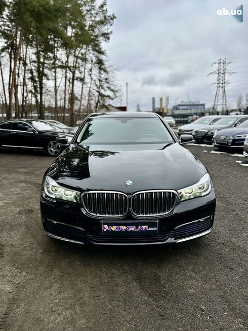 BMW 7 серия 2016 - фото 2