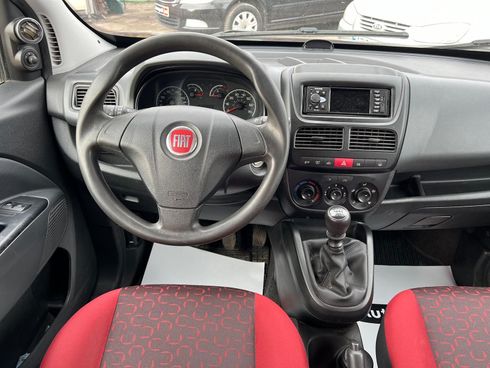 Fiat Doblo 2011 красный - фото 16